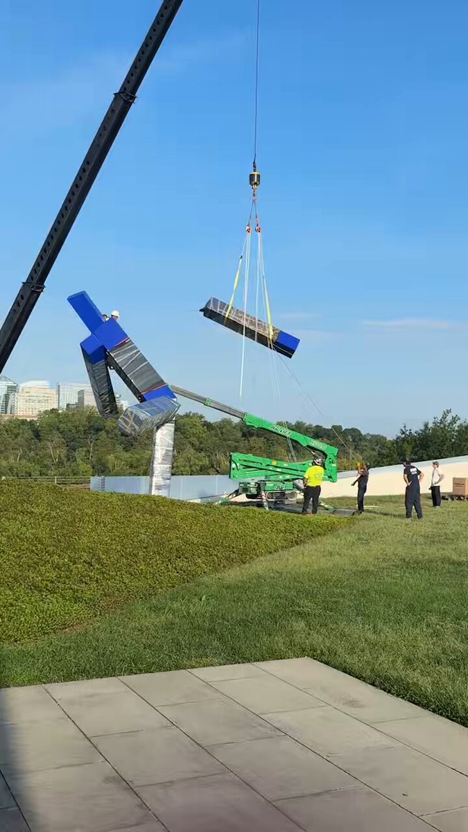 Thumbnail for: Trump dismantles Kennedy Center sculpture, no explanation
